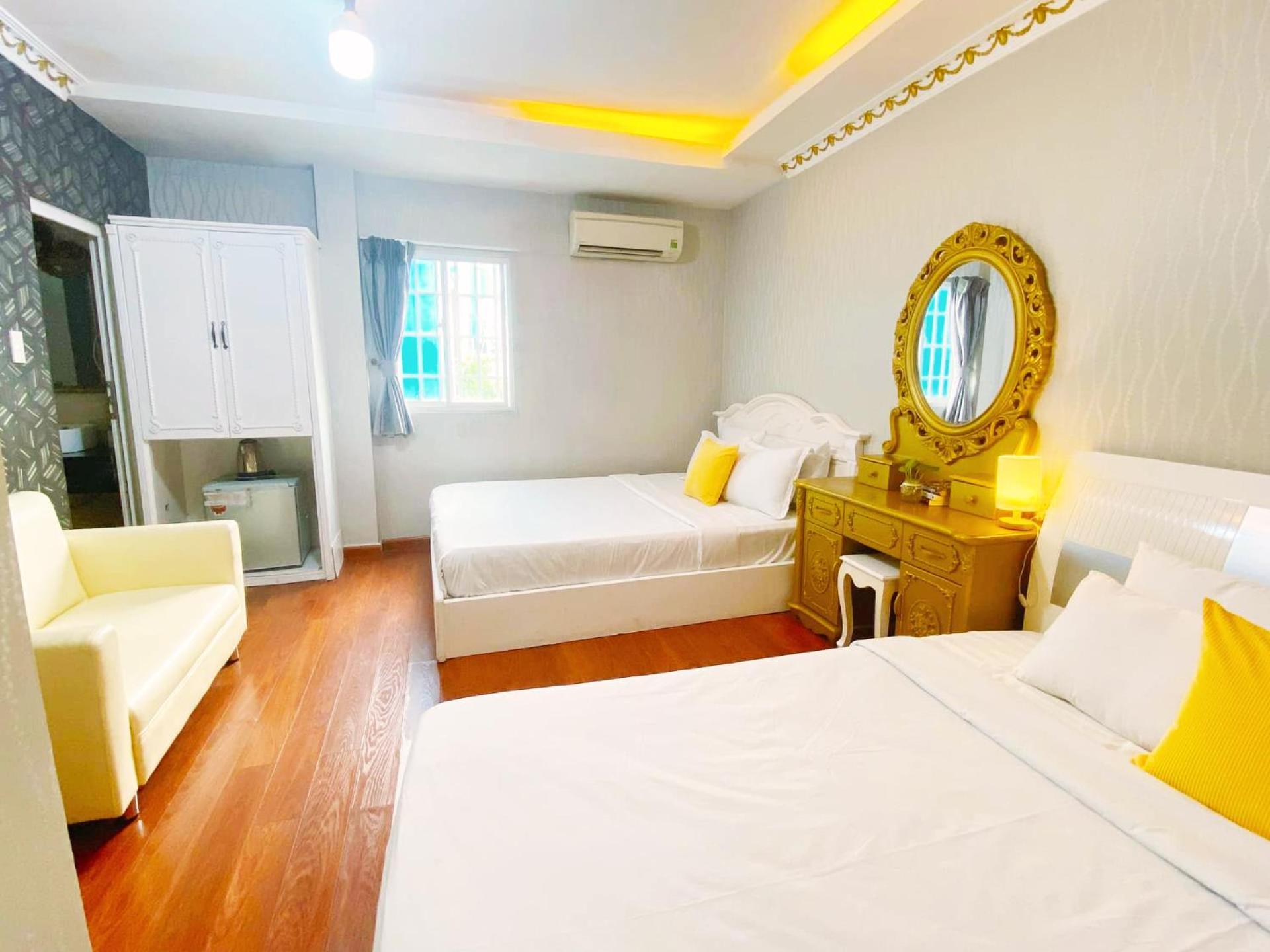 Hotel Crowne Bui Vien *